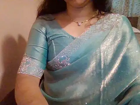 Pinky 4 online show from 10/21/25, 02:11