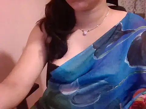 Pinky 4 online show from 11/12/25, 10:02