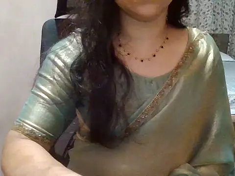 Snapshot of Pinky_4 chatting on 07/18/26, 11:35 Pinky 4 online show from 07/18/26, 11:35