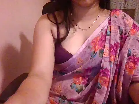 Pinky 4 online show from 11/10/25, 03:06