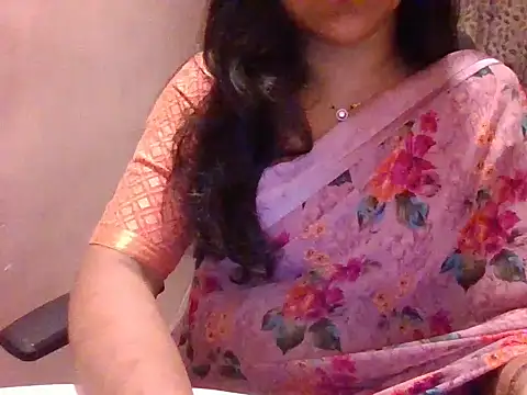 Snapshot of Pinky_4 chatting on 06/02/26, 06:19 Pinky 4 online show from 06/02/26, 06:19
