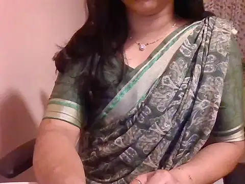 Snapshot of Pinky_4 chatting on 05/31/26, 10:54 Pinky 4 online show from 05/31/26, 10:54