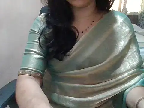Snapshot of Pinky_4 chatting on 05/03/26, 11:47 Pinky 4 online show from 05/03/26, 11:47