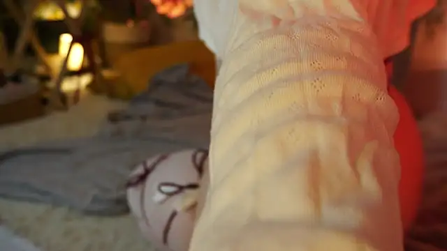 Snapshot of ScarletBlaze chatting on 11/20/25, 05:46 ScarletBlaze online show from 11/20/25, 05:46