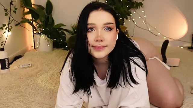 Snapshot of ScarletBlaze chatting on 03/11/25, 06:08 ScarletBlaze online show from 03/11/25, 06:08