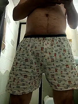 Snapshot of hornydick4you chatting on 01/07/26, 03:44 hornydick4you online show from 01/07/26, 03:44