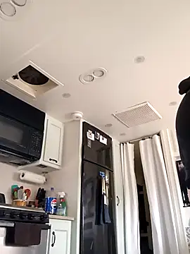 EZYves online show from 02/12/26, 07:24