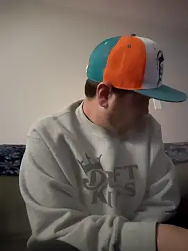 EZYves online show from 12/07/24, 04:04