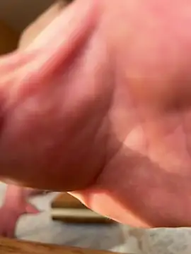 69sexyiestass online show from 04/12/26, 05:22