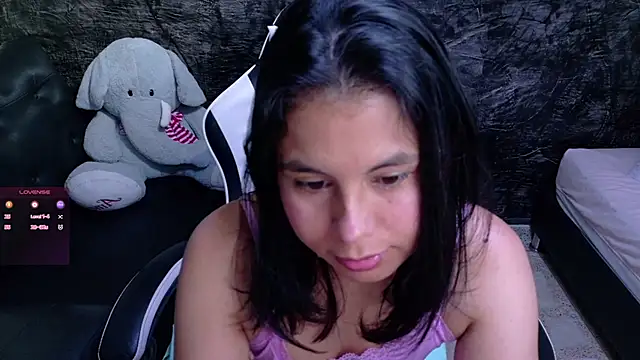 olivia love  online show from 05/22/26, 09:02