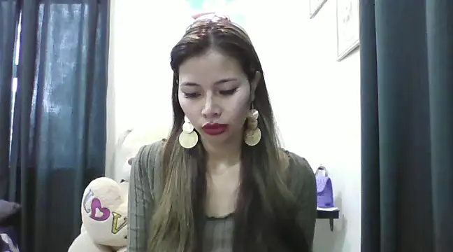 Snapshot of pinay6969 chatting on 02/20/25, 03:01 pinay6969 online show from 02/20/25, 03:01