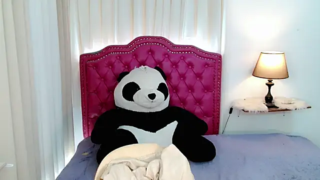 DreamLADYBOY online show from 05/04/26, 04:16
