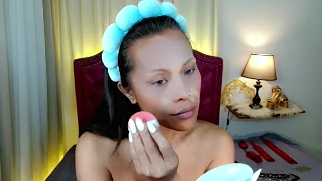 DreamLADYBOY online show from 06/05/26, 12:04