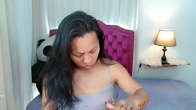 DreamLADYBOY online show from 05/05/26, 03:31