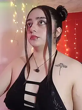 IvonneT online show from 07/13/26, 08:52