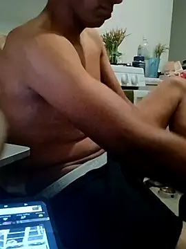 BIG-CkD F online show from 04/12/26, 03:04