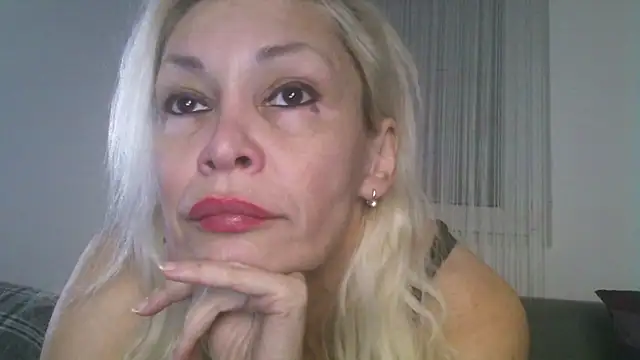 EvaaMina online show from 03/30/26, 12:17