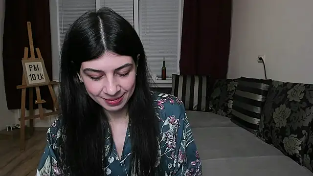 MolagAnna online show from 10/23/25, 05:44