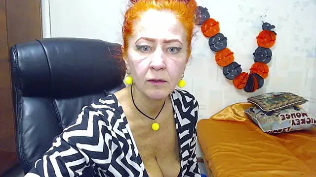 Snapshot of MilayaDFlow chatting on 11/09/25, 04:00 MilayaDFlow online show from 11/09/25, 04:00