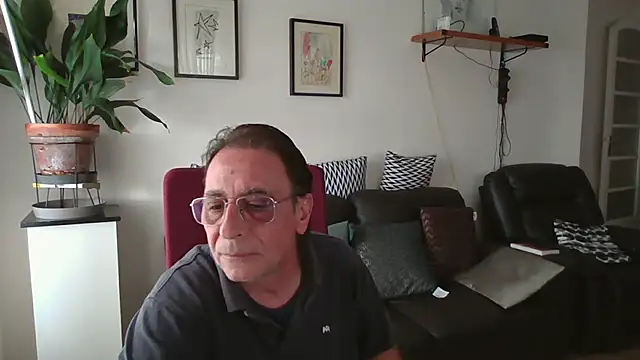 HETEREOMAN online show from 10/19/25, 04:10