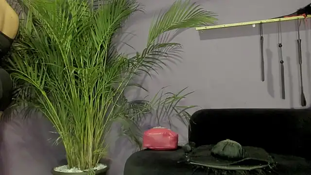 kathe hot online show from 04/30/26, 07:32