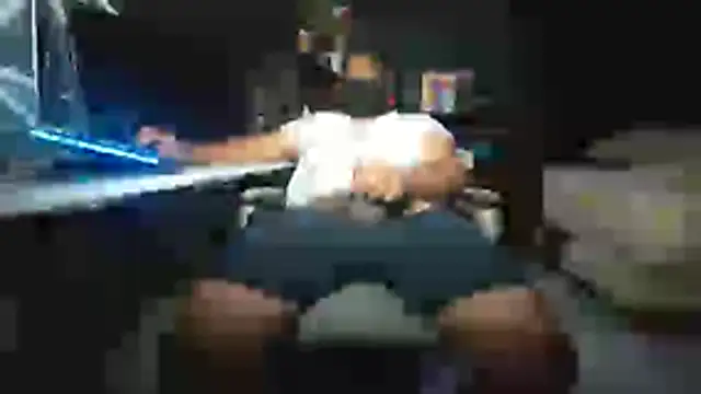 mikfgh50 online show from 04/18/26, 04:48