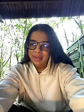 trianawhite online show from 12/18/25, 02:54