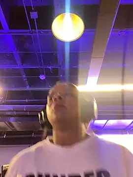 trianawhite online show from 12/03/24, 08:01