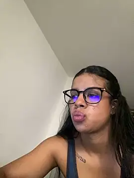 trianawhite online show from 03/04/26, 03:31