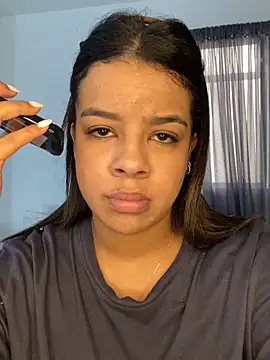 trianawhite online show from 01/21/25, 02:37