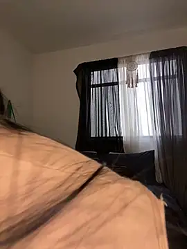 trianawhite online show from 11/20/25, 03:23