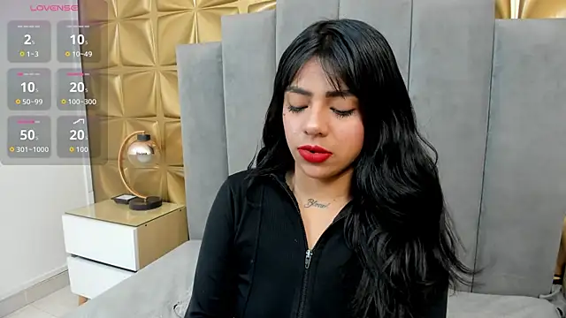 Snapshot of melani_dream chatting on 06/11/26, 01:41 melani dream online show from 06/11/26, 01:41