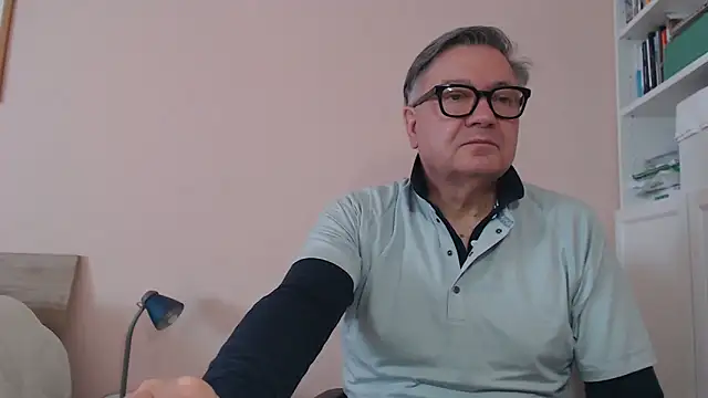 YOU6me online show from 03/12/26, 09:24