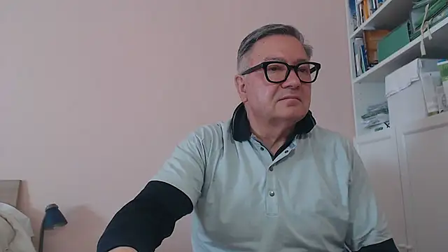 YOU6me online show from 05/25/26, 08:13