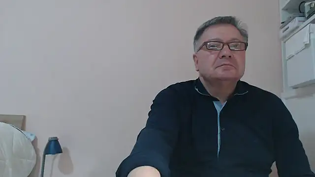Snapshot of YOU6me chatting on 03/03/25, 05:52 YOU6me online show from 03/03/25, 05:52