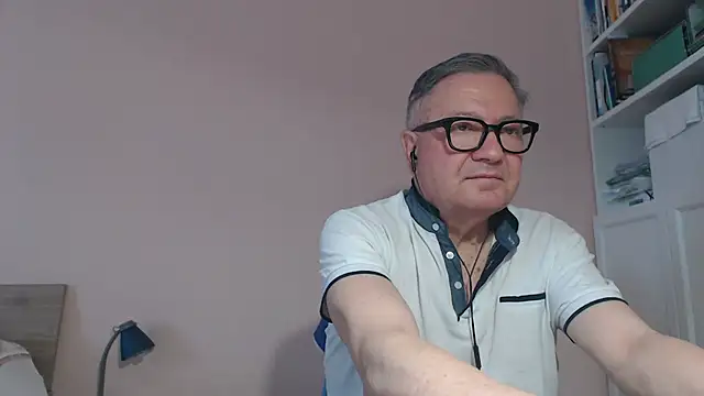 YOU6me online show from 06/02/26, 03:45
