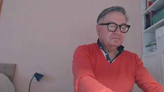 Snapshot of YOU6me chatting on 02/17/26, 08:55 YOU6me online show from 02/17/26, 08:55