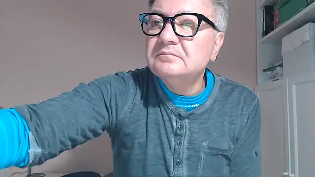 Snapshot of YOU6me chatting on 01/10/26, 08:53 YOU6me online show from 01/10/26, 08:53