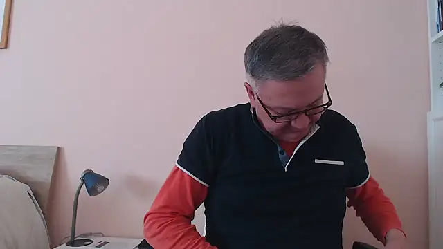 YOU6me online show from 11/22/25, 09:41