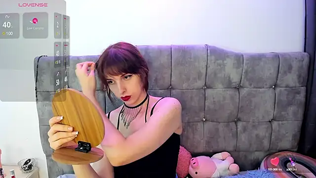 MonicaTsX online show from 02/01/25, 12:18