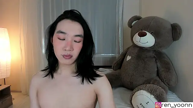 Ren yoon online show from 03/08/26, 11:13