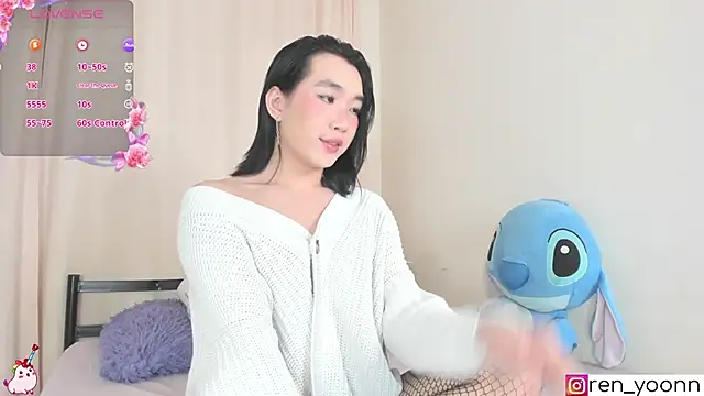 Snapshot of Ren_yoon chatting on 02/09/25, 04:36 Ren yoon online show from 02/09/25, 04:36