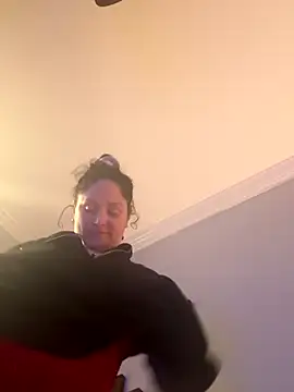 milf94k online show from 11/22/25, 11:20