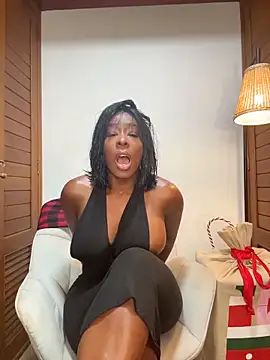 lissetlong69 online show from 11/29/25, 09:37