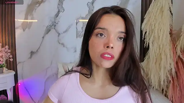 hannahill69 online show from 09/25/25, 04:51