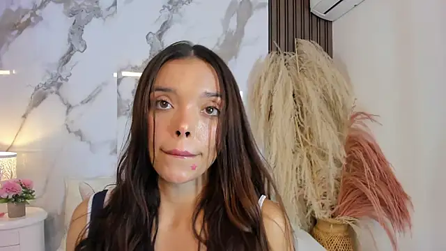 hannahill69 online show from 05/12/26, 05:04