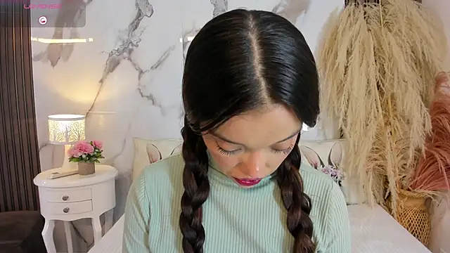hannahill69 online show from 05/16/26, 04:44