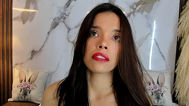 hannahill69 online show from 02/24/25, 05:00