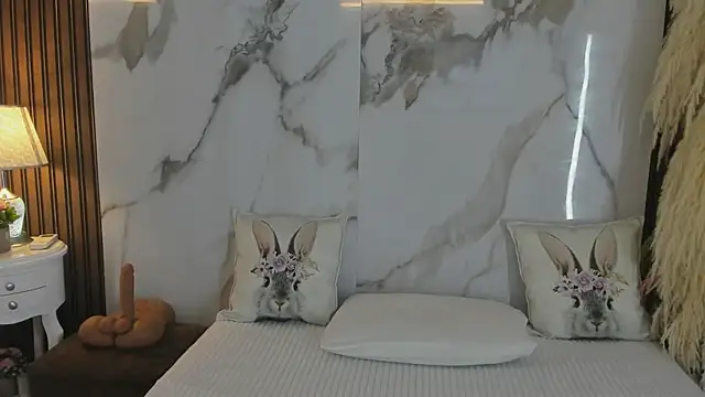 hannahill69 online show from 03/03/25, 04:43