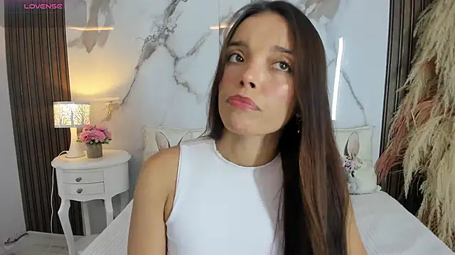 hannahill69 online show from 03/05/26, 04:42